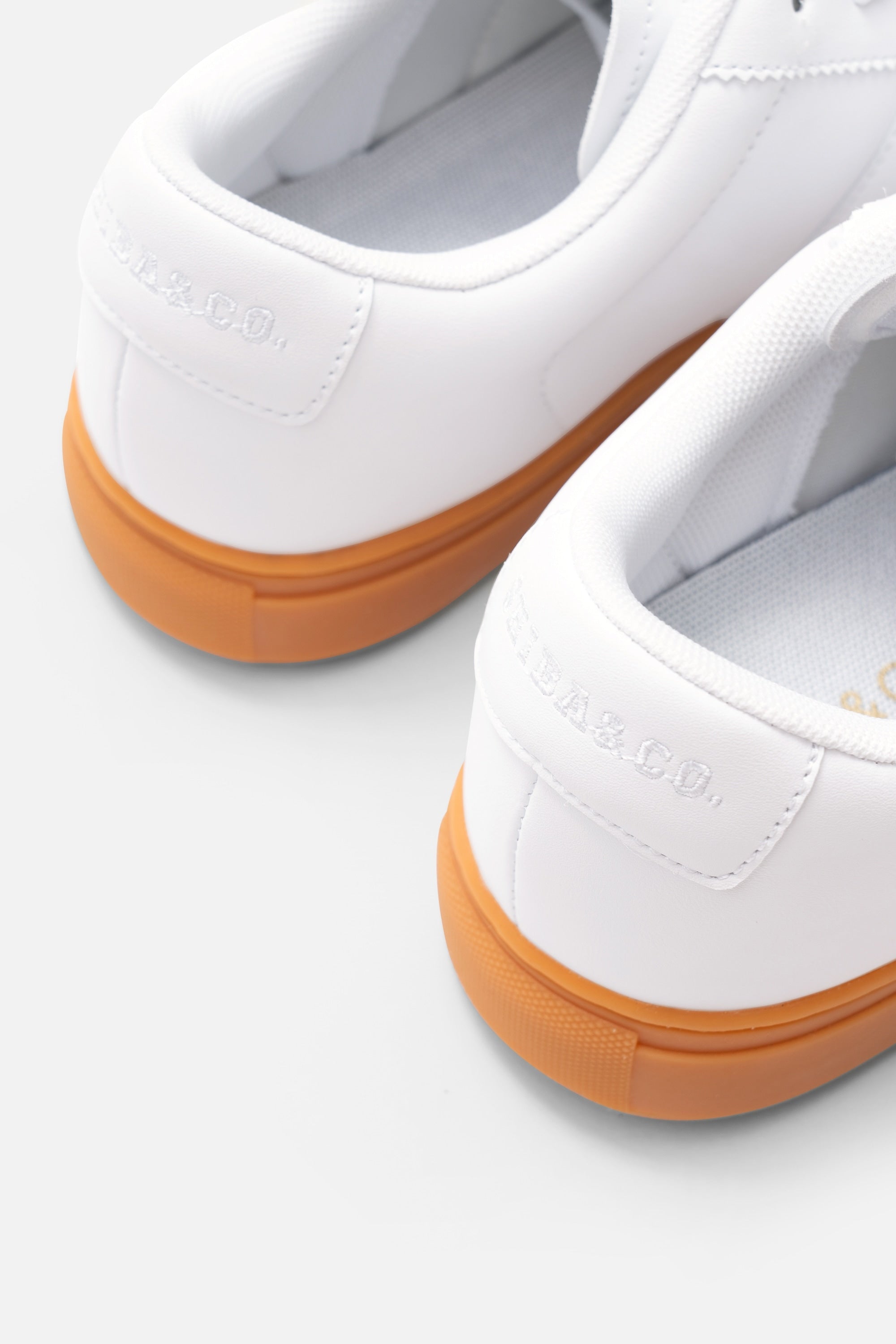 Club Shiba Trainer Sneaker – White