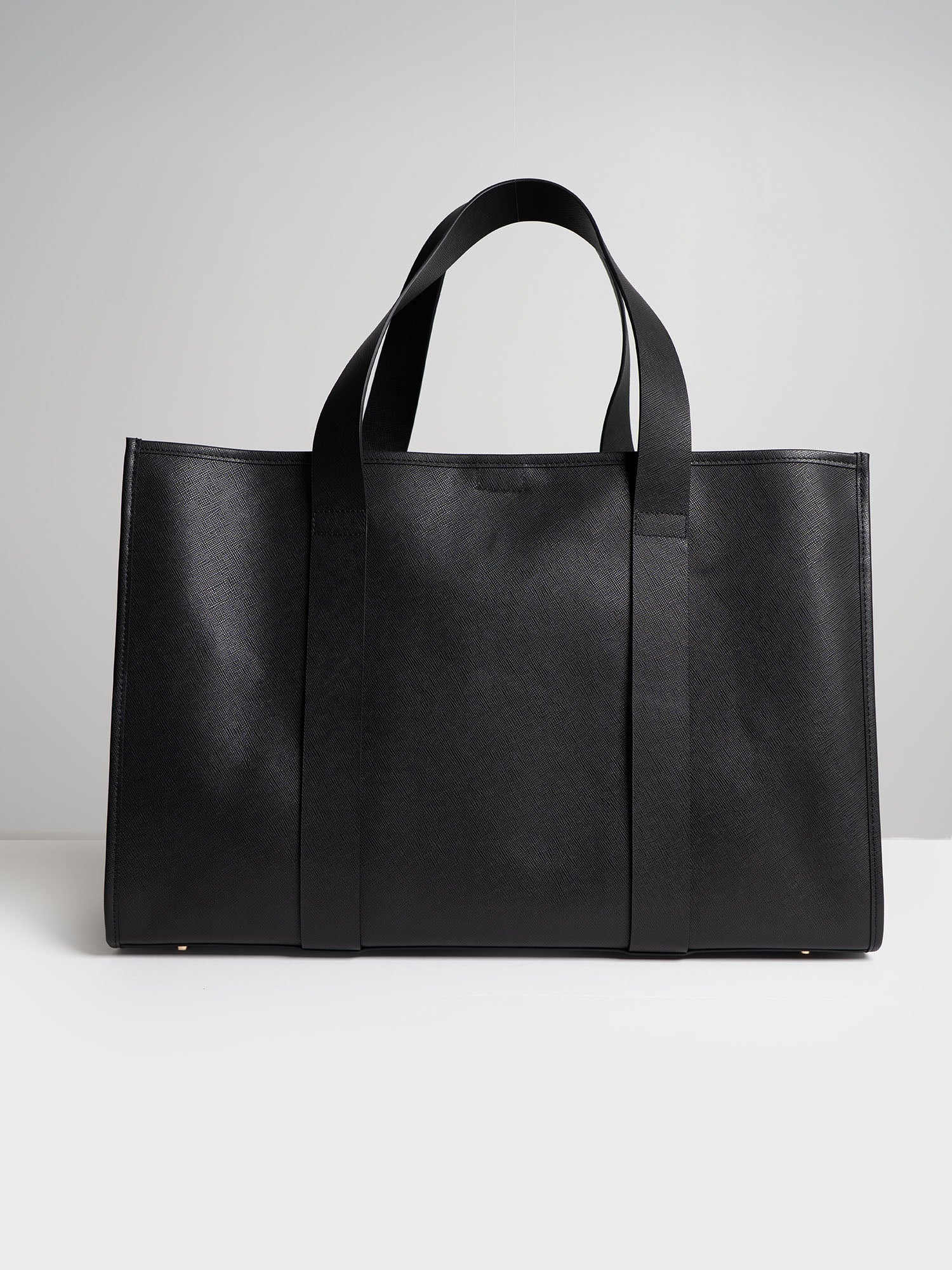 The Nikki Tote — Saffiano Italian Leather
