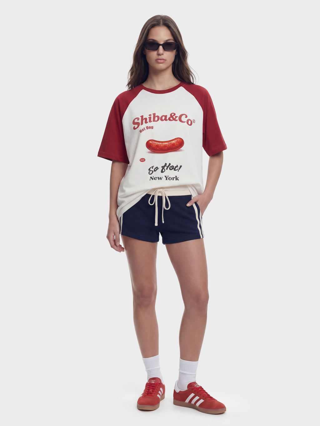 New York Hot Dog Raglan Sleeve Vintage Graphic T-Shirt