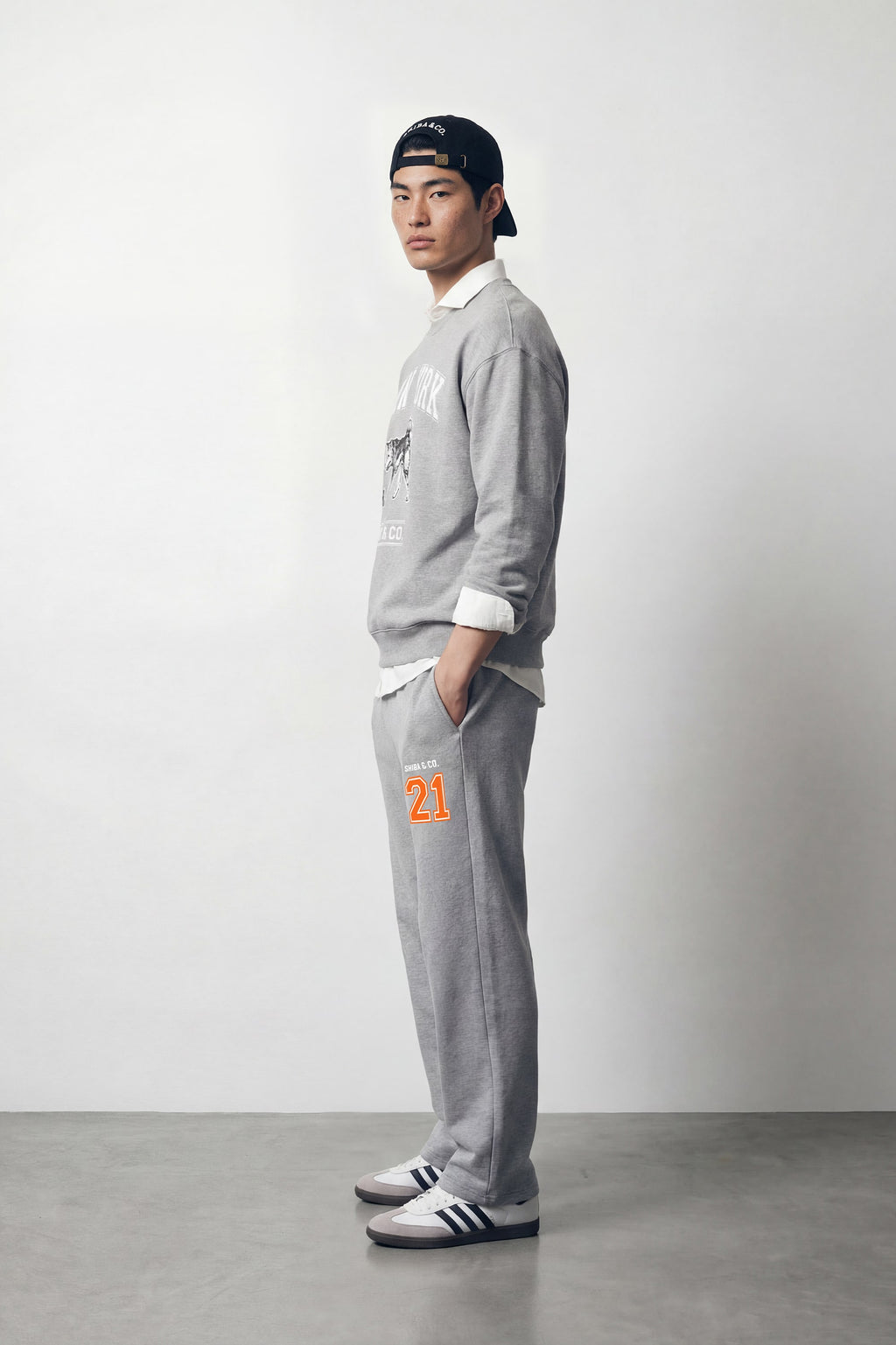 Unisex Classic New York Shiba Inu Cotton Crewneck Sweatshirt - Classic Fit